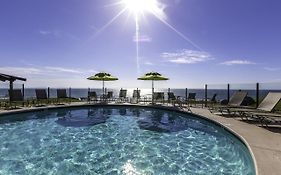 Wave Crest Resort